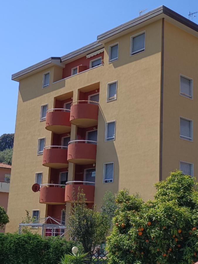 Mansard Apart Alba - Sea 5 Terre-Trekking-Excursions-Relax سان تيرينزو المظهر الخارجي الصورة
