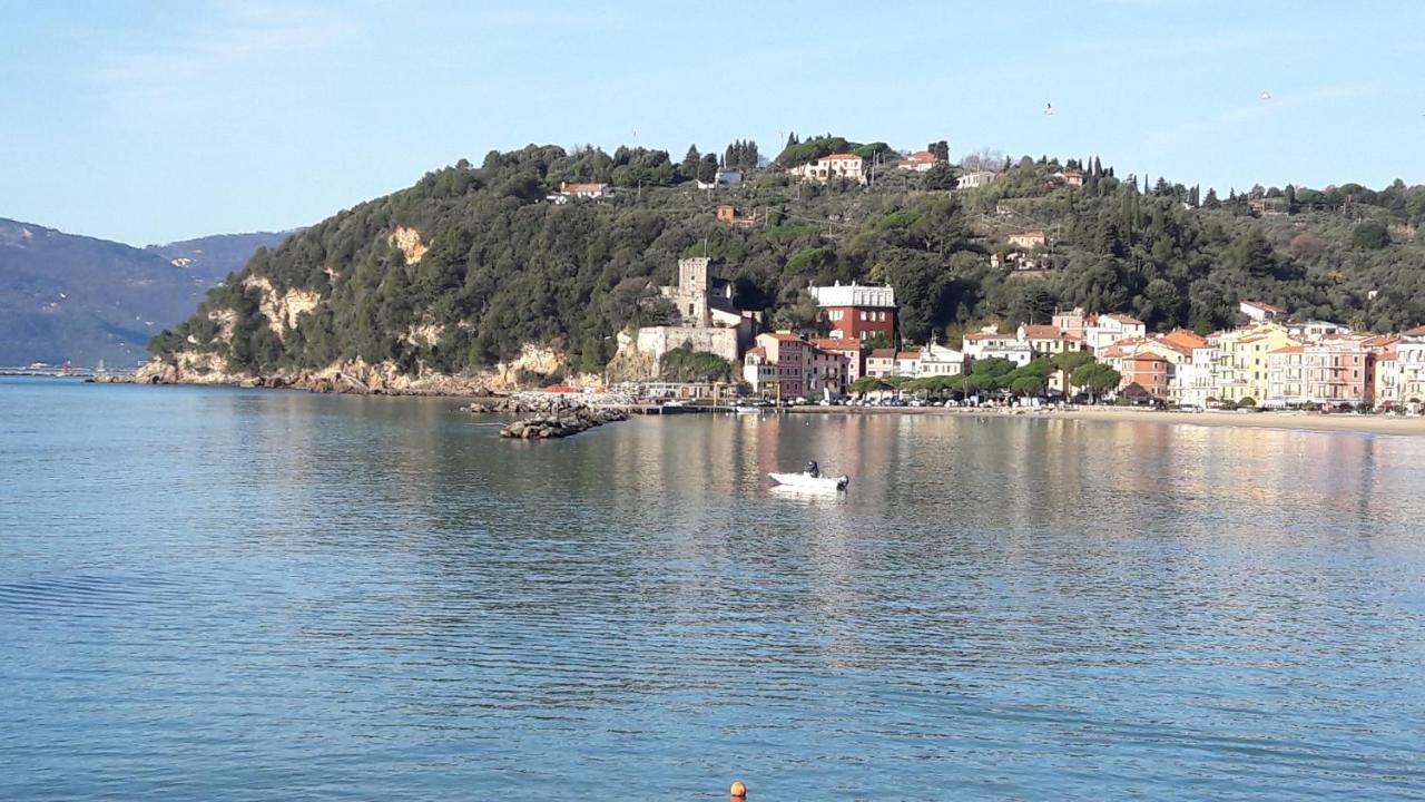 Mansard Apart Alba - Sea 5 Terre-Trekking-Excursions-Relax سان تيرينزو المظهر الخارجي الصورة
