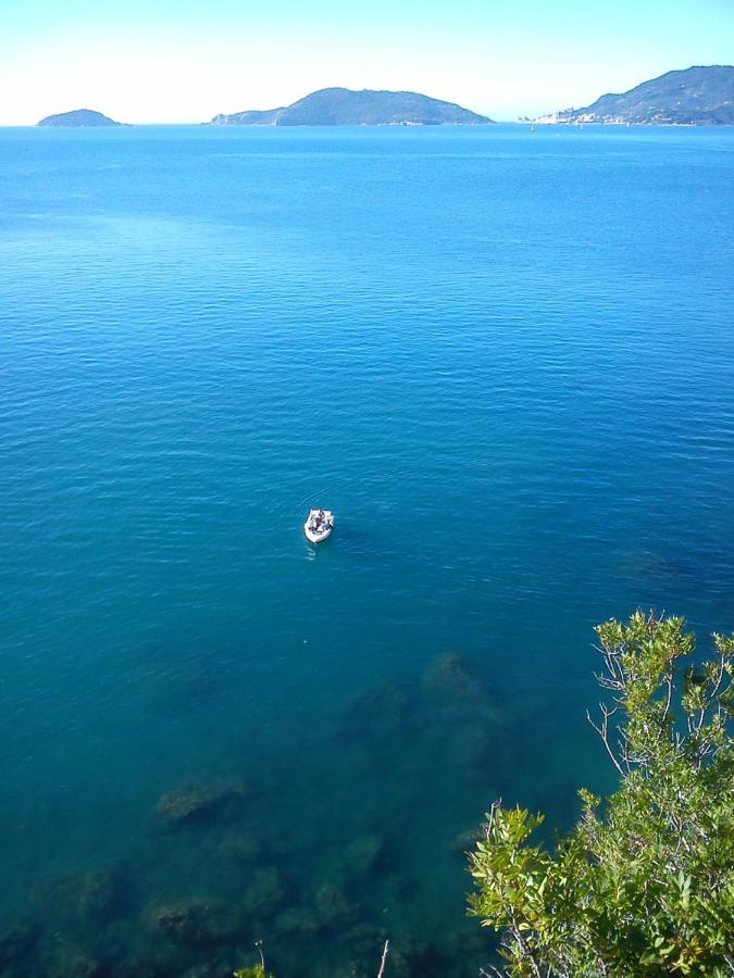 Mansard Apart Alba - Sea 5 Terre-Trekking-Excursions-Relax سان تيرينزو المظهر الخارجي الصورة